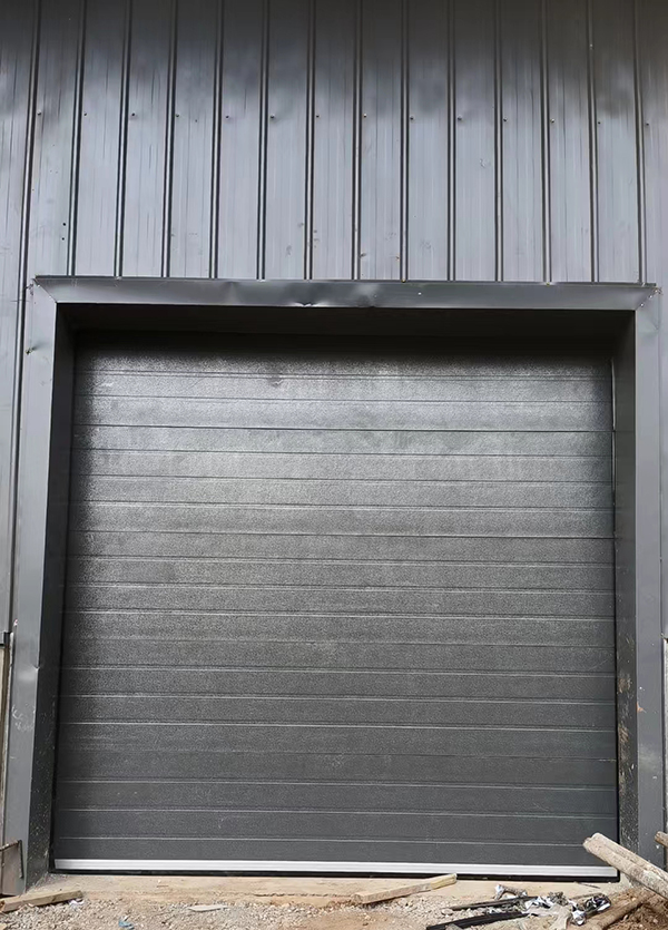 班玛车库门 班玛车库门