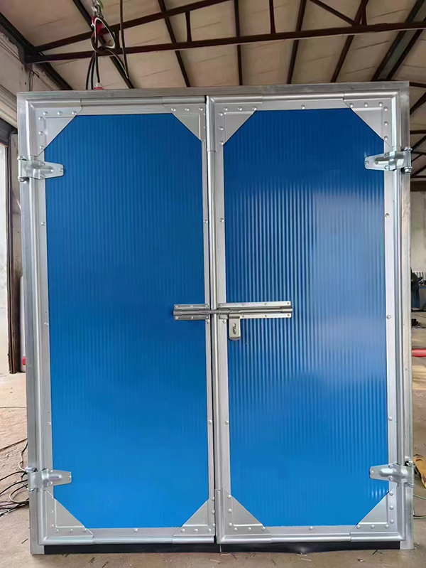 班玛工业平开门