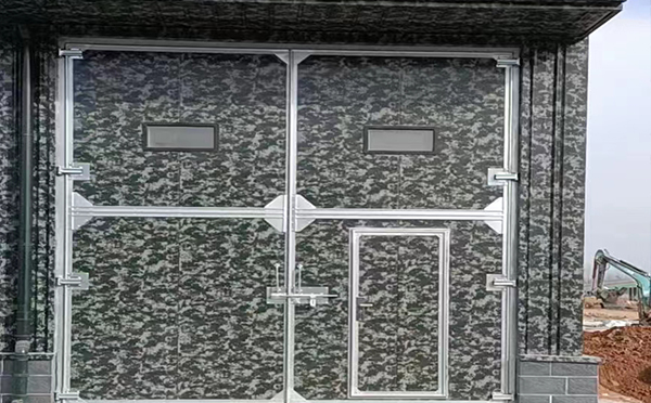 班玛工业平开门