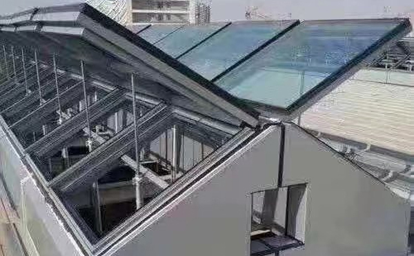 电动班玛排烟窗适合安装在什么地方