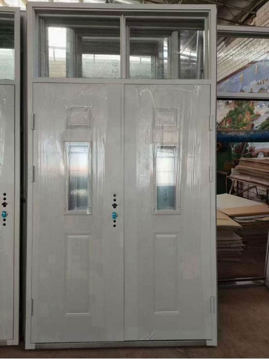 班玛学校教室门 班玛学校教室门