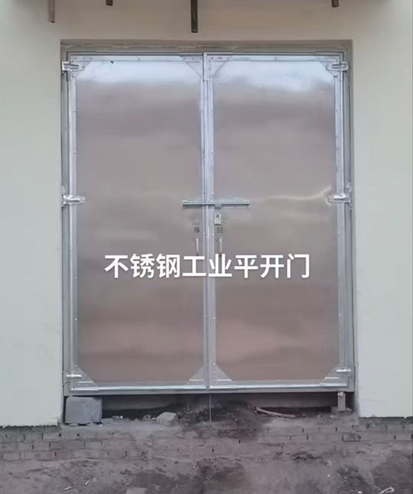 不锈钢班玛工业平开门在现代工业场景中的应用实践